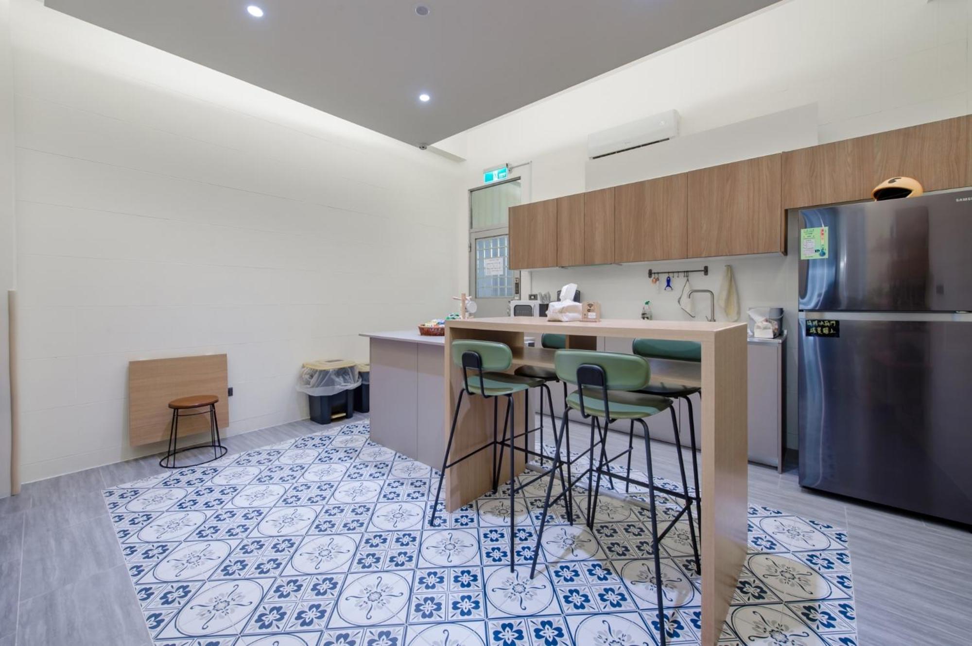 Long Stay Here Tainan Exterior foto